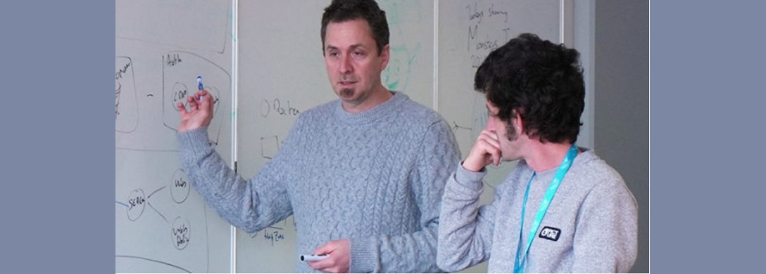 Emmanuel Faure (left) and Guillaume Gay (right) animated the France Bio Imaging.data Sprint: a week to work on FAIR image data management.